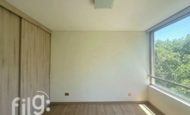 Arriendo Departamento 3D/2B en Padre Mariano, Conectividad y comodidad total
