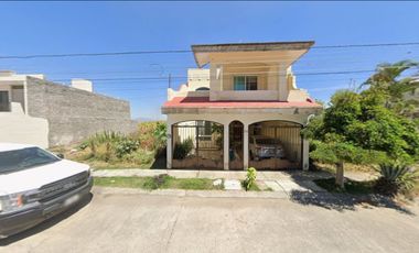 Casa en Venta de 2 niveles, Puerta del sol Xalisco, Nayarit