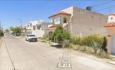 Casa en Venta de 2 niveles, Puerta del sol Xalisco, Nayarit