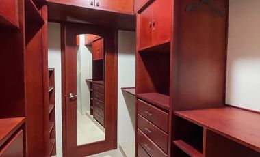 Casa en renta. Fracc. Las Hadas, Zona Country, Villahermosa, Tabasco.