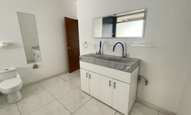 Camino de los Cedros No. 86