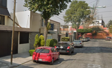 CASA EN REMATE INMOBILIARIO,  POMARROSA, COL. NUEVA SANTA MARIA, AZCAPOTZALCO, CDMX.