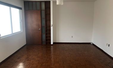 CASA EN RENTA ZONA UNIVERSITARIA