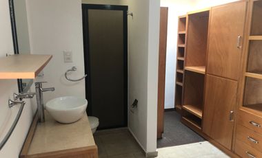 CASA EN RENTA ZONA UNIVERSITARIA