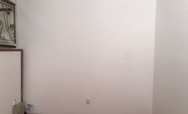 CASA EN RENTA ZONA UNIVERSITARIA