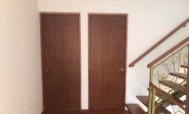 CASA EN RENTA ZONA UNIVERSITARIA