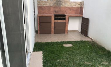 CASA EN RENTA ZONA UNIVERSITARIA