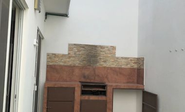 CASA EN RENTA ZONA UNIVERSITARIA