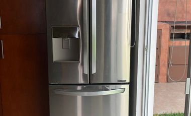 CASA EN RENTA ZONA UNIVERSITARIA