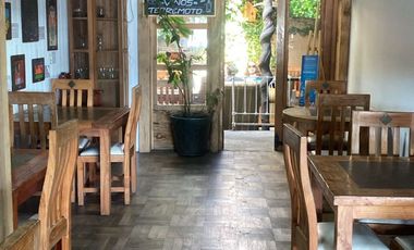 Derecho a llave de cafetería- fuente de soda en plaza de Chiguayante