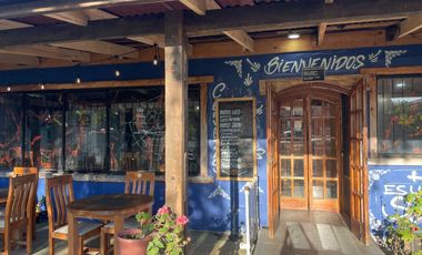 Derecho a llave de cafetería- fuente de soda en plaza de Chiguayante