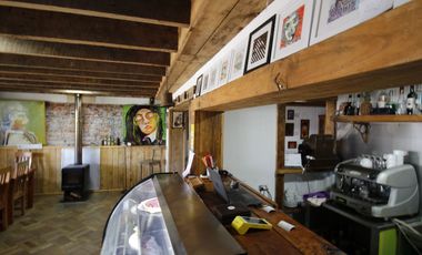 Derecho a llave de cafetería- fuente de soda en plaza de Chiguayante