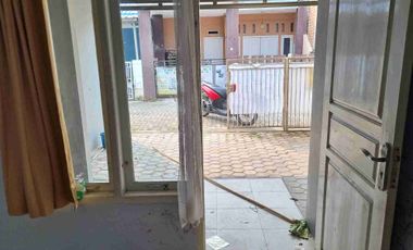 Rumah Disewakan Dalam Komplek