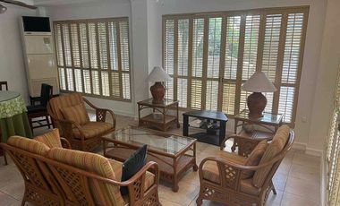 Spacious Family House Offering Relaxing and Cheerful Lifestyle