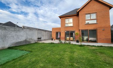 Se arrienda hermosa casa en Valle Lo Castillo, Machali