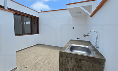 ¡Departamento Dúplex de Estreno en Miraflores!