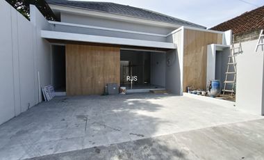 Beneran Murah! Rumah Baru Maguwo: 3Menit Tol, Kawasan Premium Jogja