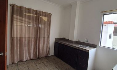 Suite en Alquiler en Alamos Norte, 1 Habitación, 1 Baño, Incluye Servicios, Norte de Guayaquil.