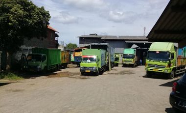 Warehouse for Sale at Main Road Batujajar–Cimareme, Land Valuation Basis, Suitable for Factory, Container Access Available