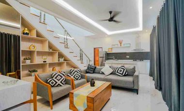 VILA MEWAH MODERN JALAN BLONG KEKER JIMBARAN