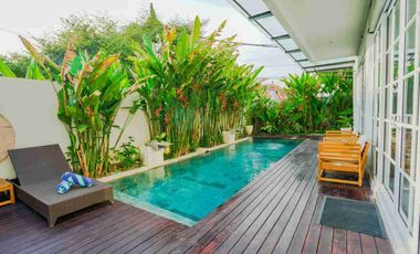 VILA MEWAH MODERN JALAN BLONG KEKER JIMBARAN