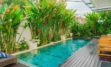 VILA MEWAH MODERN JALAN BLONG KEKER JIMBARAN