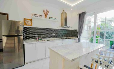 VILA MEWAH MODERN JALAN BLONG KEKER JIMBARAN