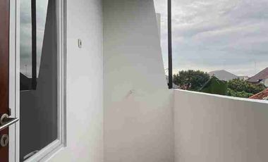 Dijual Rumah dalam cluster Tangerang Selatan