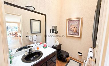 Casa en condominio en renta o venta en Jardines del predregal