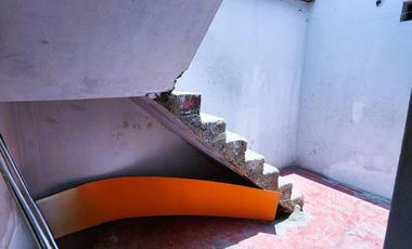 SE VENDE CASA EN SAN JUAN DE LURIGANCHO