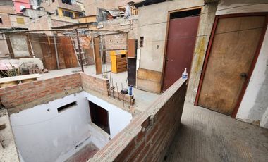 SE VENDE CASA EN SAN JUAN DE LURIGANCHO