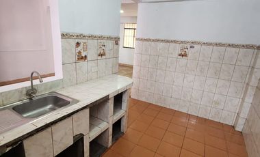SE VENDE CASA EN SAN JUAN DE LURIGANCHO