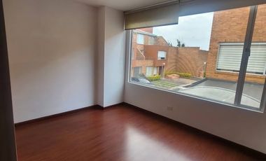 🏡 ¡OPORTUNIDAD ÚNICA! Casa de 3 Niveles en Arriendo – Chía, Sector Vivenza/Guaymaral Ubicación y Comodidad Insuperables  Vive en una de las zonas con