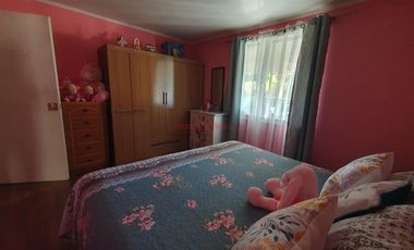 Oportunidad ! amplia casa a pasos de Nuevo Hospital. $139.000.000