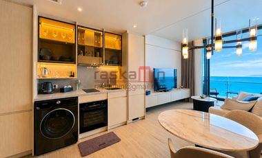 🔥 URGENT SALE – AROM Wongamat Luxury Sea View Condo