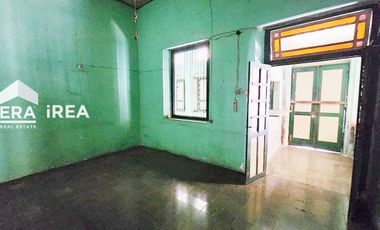 DIJUAL RUMAH DI SOLO DEKAT PASAR GEDE