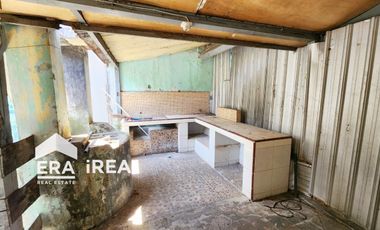 DIJUAL RUMAH DI SOLO DEKAT PASAR GEDE