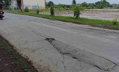 Tanah Pinggir Jalan Provinsi Di Desa Bulakelor Ketanggungan Brebes