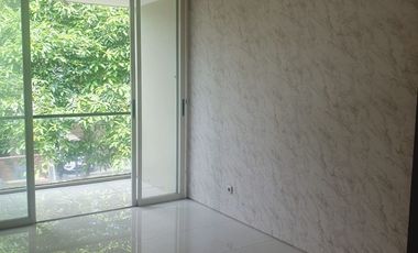 RUMAH MEWAH GRAHA NATURA DISEWAKAN SANGAT BAGUS DAN TERAWAT