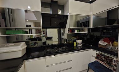 Rumah baru cantik di elysium 2 lantai dekat Pantai losari Metro Tanjung Bunga