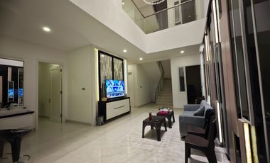 Rumah baru cantik di elysium 2 lantai dekat Pantai losari Metro Tanjung Bunga