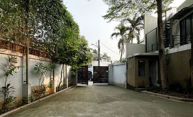 HARGA BAWAH NJOP DIJUAL RUMAH 8 UNIT TOWNHOUSE PREMIUM SIAP HUNI  DI KEMANG JAKARTA SELATAN