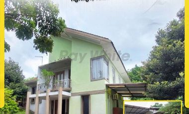 Rumah Mewah Luas Ada Kolam Renang & Gudang di Ngringo Jaten Karanganyar