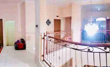 DIJUAL RUMAH PERUM 3 LANTAI DI SECANG DEKAT JALAN RAYA