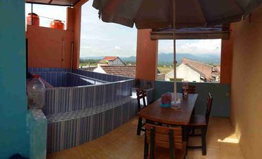 DIJUAL RUMAH PERUM 3 LANTAI DI SECANG DEKAT JALAN RAYA