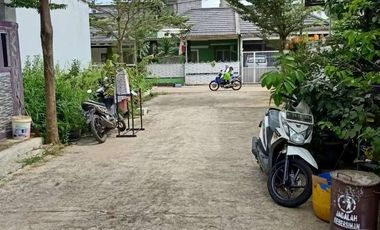 Jual Take Over Rumah HOOK LT134 di Depok Country Cipayung dkt Stasiun KRL