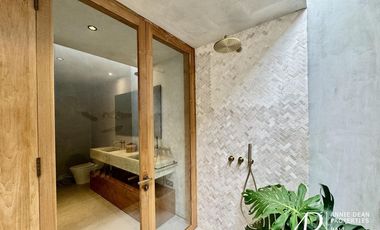 LEASEHOLD SINGLE LEVEL 4-BEDROOM FAMILY VILLA IN KABA-KABA