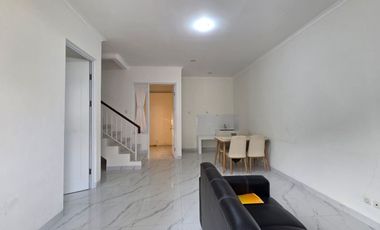 Rumah Sewa Lingkungan Nyaman Furnish Dekat KIC Gatsu di Paramount village semarang Barat