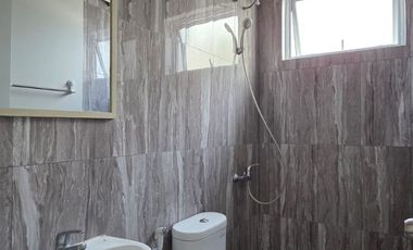 Rumah Sewa Lingkungan Nyaman Furnish Dekat KIC Gatsu di Paramount village semarang Barat