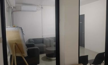 DI SEWA KAN RUKO KEBON JERUK PINGGIR JALAN